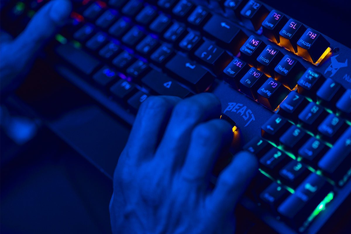 Teclado Gamer | STF Beast abysmal armor | Mecanico con luz gaming para computadora - STF - STG-A32332