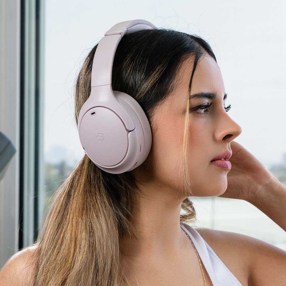 Audifonos Inalambricos On Ear One Plus STF ANC 44hrs Uso Rosa