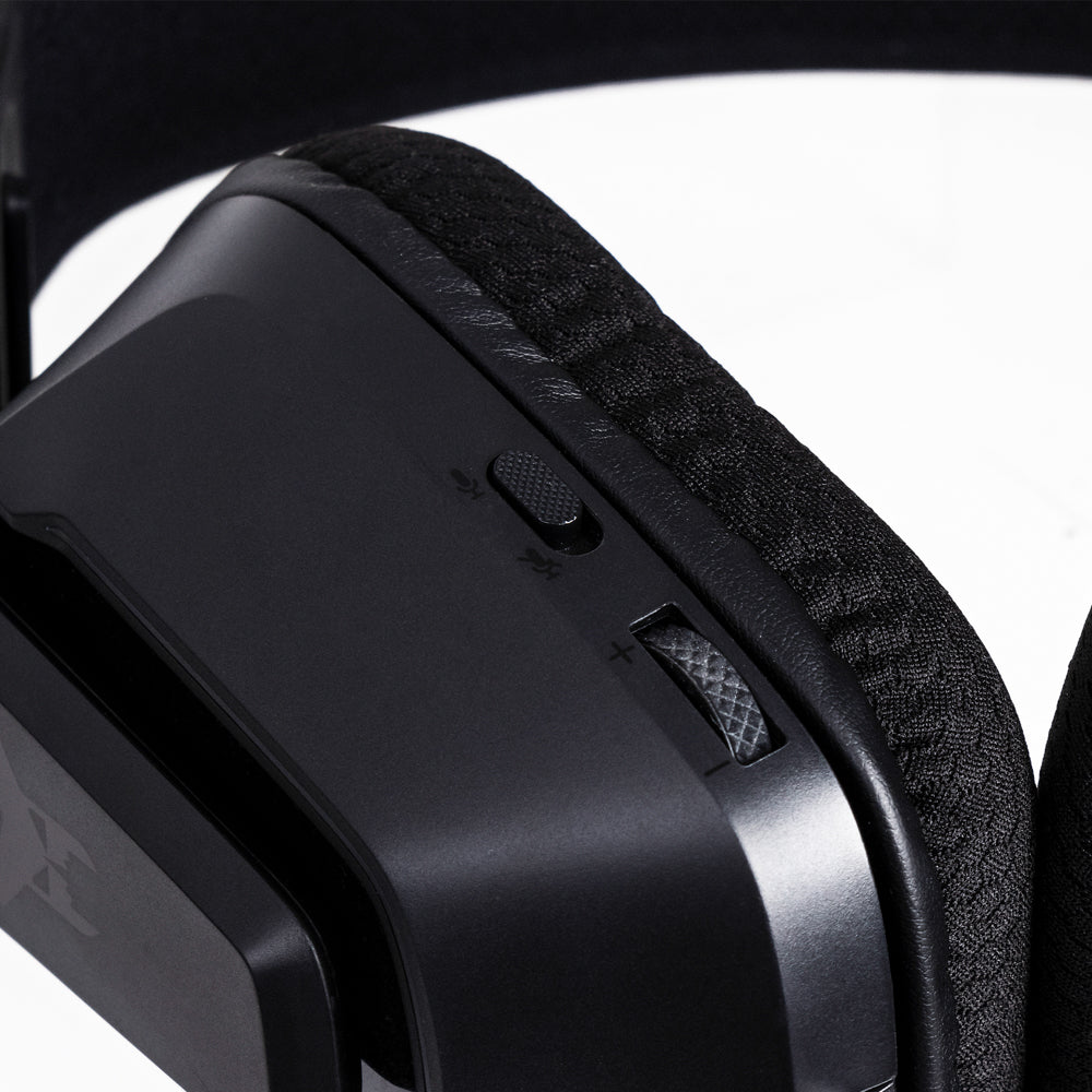 Audifonos Alambricos On Ear MSA-005 Gaming Beast STF Micrófono Conexión 3.5 mm Luz Led