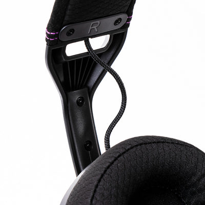 Audifonos Inalambricos On Ear MSI-100 Gaming Beast STF Micrófono removible 15Hrs Uso