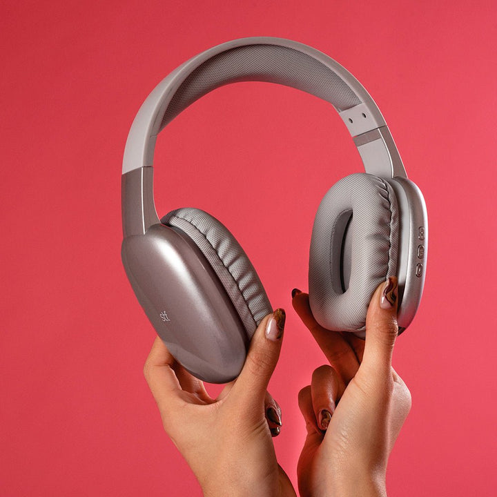 Audífonos inalámbricos On ear | STF Aurum | Micrófono 10 horas uso Gris - STF - ST-H16444
